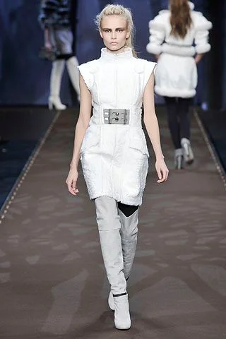 Look 7